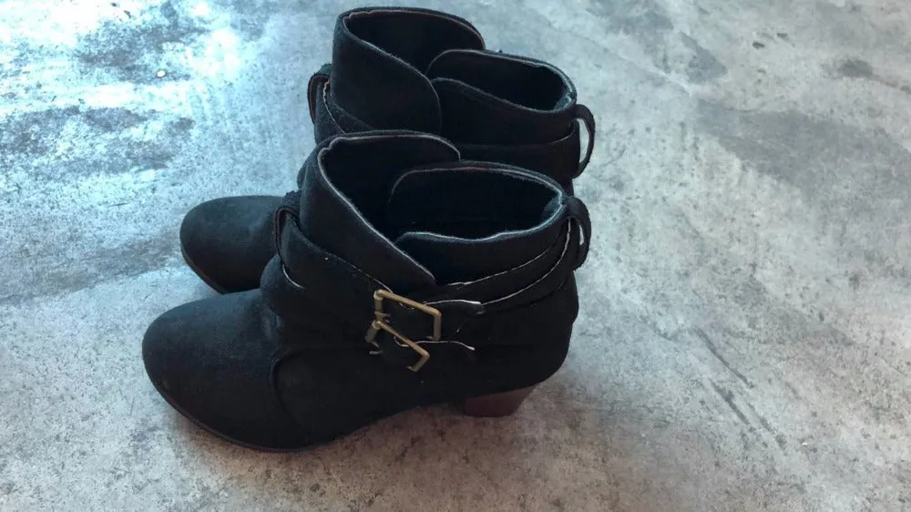 Women's Autumn/Winter Soft Leather Mid-Heeled Ankle Boots