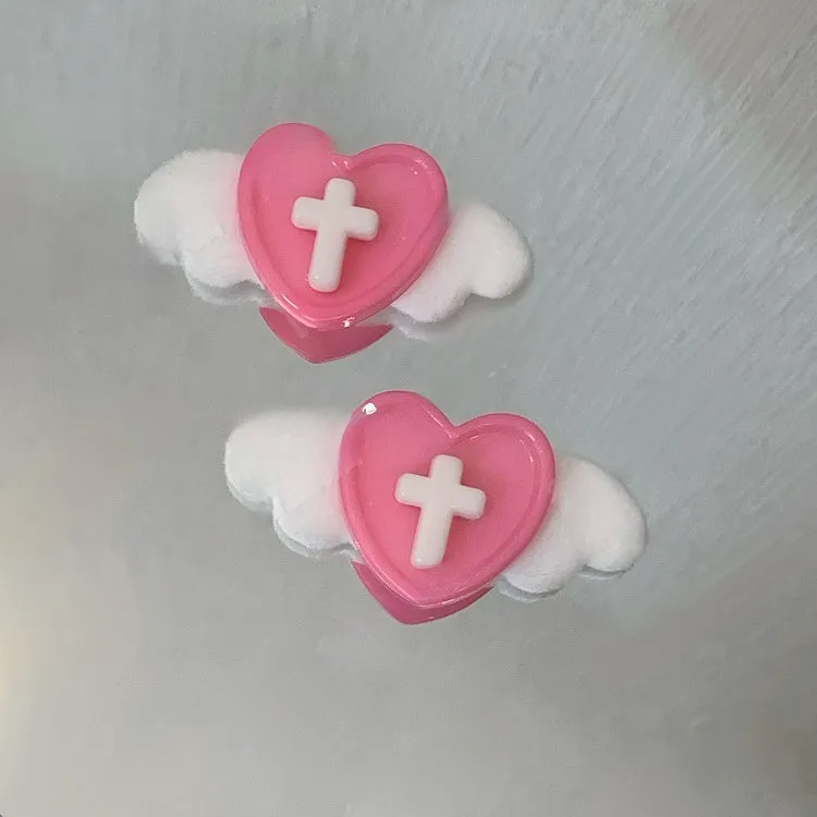 Yami Kawaii Heart Wing Cross Hairclips